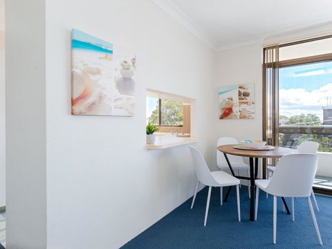 3 'The Commodore' , 9-11 Donald Street - Great Unit In The Heart Of Town - Accommodation Resorts 1