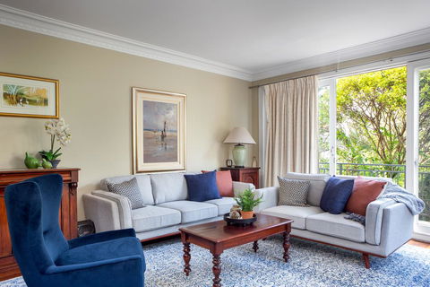 3-Bed House Near Bondi Beach With Balcony, Parking - Accommodation Resorts 1