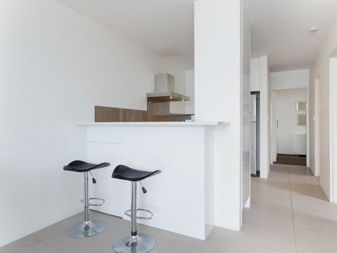 4 'Collendina', 19 Kurrawa Close - Fantastic Water Views And Sea Breezes - Accommodation Resorts 3