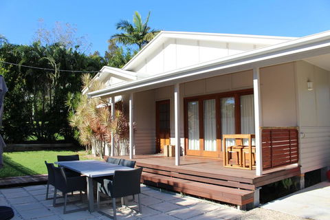 44 Ruskin Street, Byron Bay - Ruskins Retreat - Accommodation Resorts 0