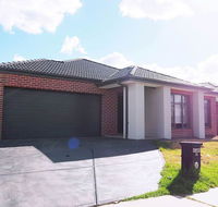 5 Bed 2 Bath big house - Accommodation Resorts