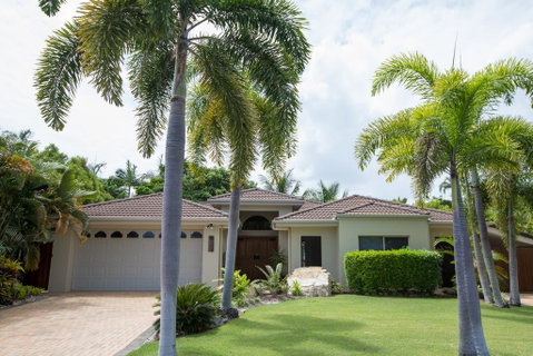 6 Beachside - Accommodation Resorts 0