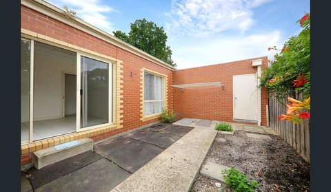 6 CAN STAY, CENTRAL GLEN WAVERLEY - Accommodation Resorts 1
