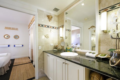 622 Laguna - Accommodation Resorts 3