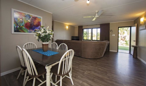 7 McNamara - Wongaling Beach - Accommodation Resorts 1