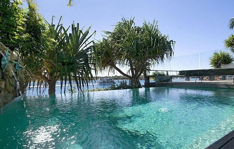 Noosa QLD Accommodation Resorts