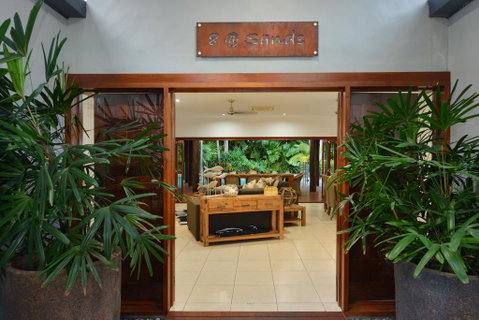 8 @ Sands - Accommodation Resorts 2