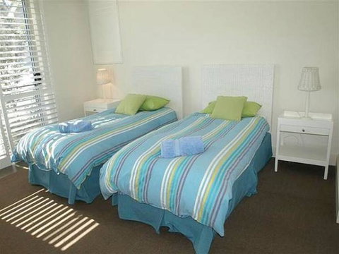 8 ON COAST (4 Night Min) - Accommodation Resorts 2