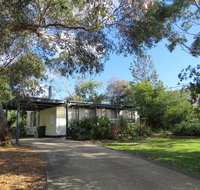 8 Ophir Ave Ventnor - Accommodation Resorts