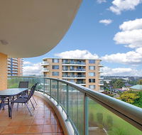 810 At The Plaza - Accommodation Resorts