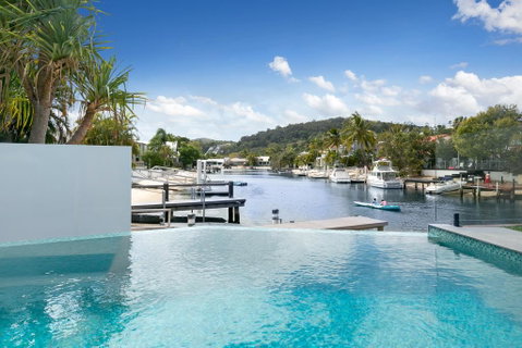 9 Ravenwood - Accommodation Resorts 0