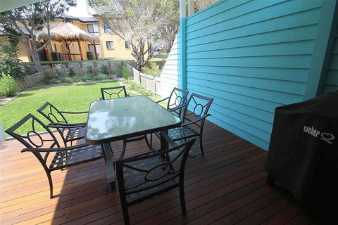 @ WAVERIDER 2 - Accommodation Resorts 2