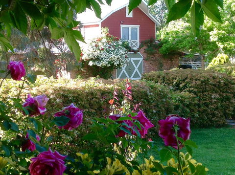 A Country Barn Retreat - Accommodation Resorts 0