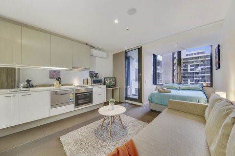 A Lovely Studio Next To Southern Cross - Accommodation Resorts 1