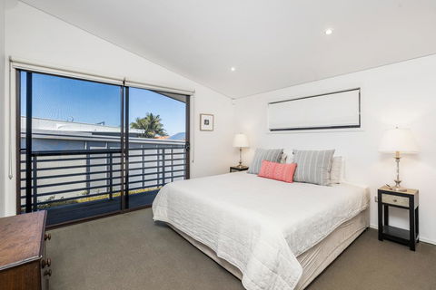 A PERFECT STAY - Sandy Feet - Accommodation Resorts 3