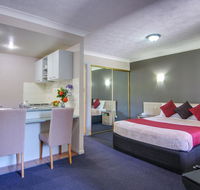 AAA Airport Albion Manor Apartments and Motel - Accommodation Resorts