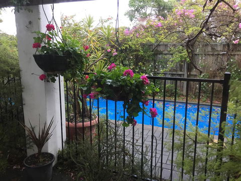 Aarn House B&B Airport Accommodation - Accommodation Resorts 3