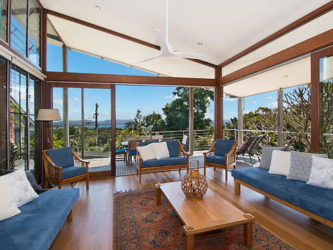 Above The Pass - Accommodation Resorts 0