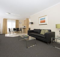 Accommodate Canberra - Kingston Court - Accommodation Resorts