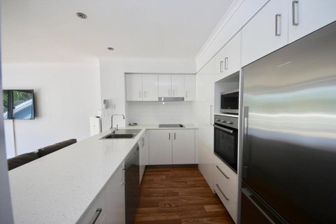 Diamond Beach 149 - Accommodation Resorts 3