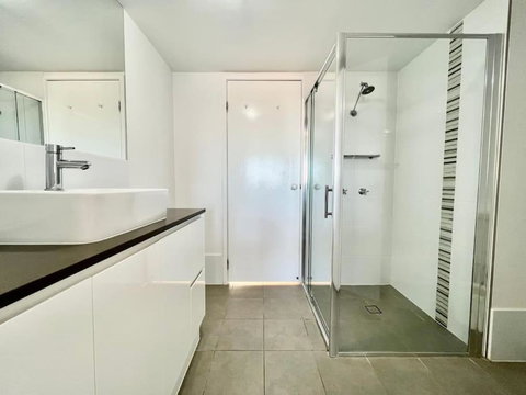 Diamond Beach 80 - Accommodation Resorts 4