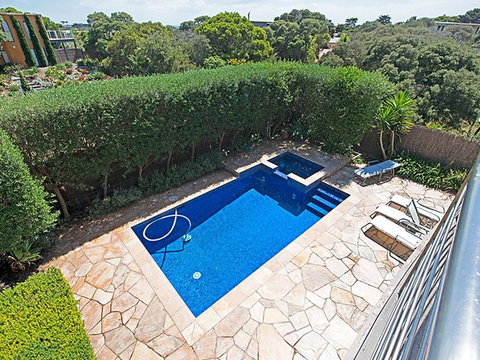 Diamond View - Accommodation Resorts 3