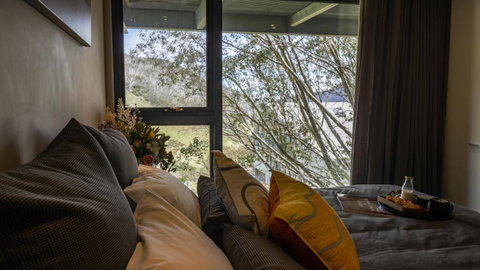 Diana Alpine Lodge - Accommodation Resorts 1