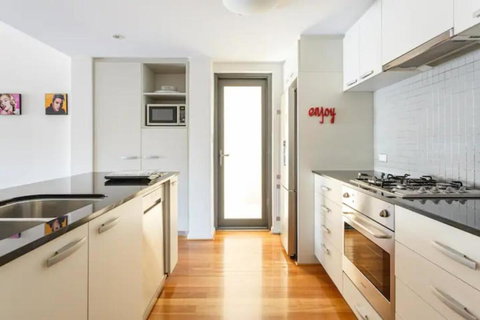 Family Havenideal Locationspacious - Accommodation Resorts 3