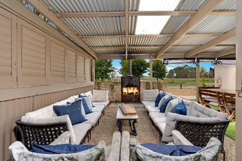 Fentons Run High Range - Accommodation Resorts 2