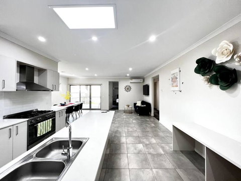 Five-room House Next To The Park16 - Accommodation Resorts 3