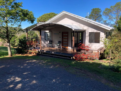 Flame Tree Chalet - Accommodation Resorts 0