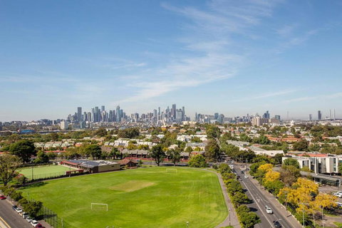 Flemington Filly - Bright Abode With Sweeping Views - Accommodation Resorts 4