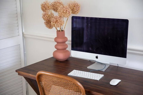 Finsbury House - Luxury 8 Bedroom Farm Homestead With Pool - Accommodation Resorts 2