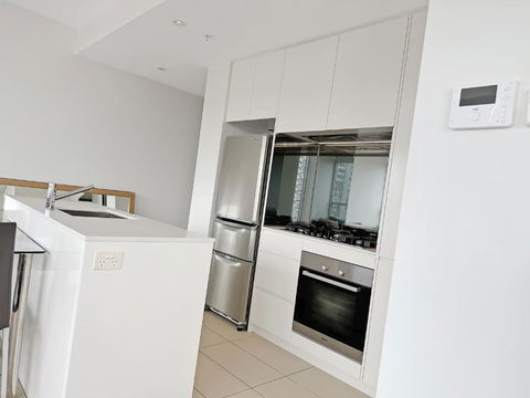 G901S - Bright Zetland Escape With City Views - Accommodation Resorts 3