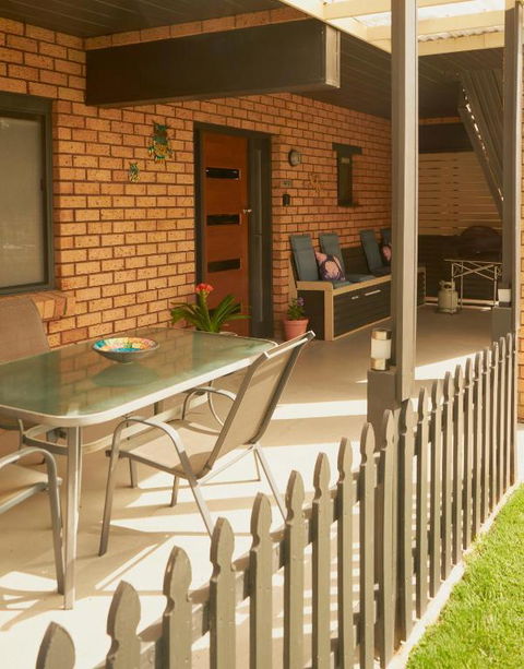 GOLDFIELDS STUDIO APARTMENT, Beaconsfield - Fully Self-contained, Air-conditioning - Accommodation Resorts 1