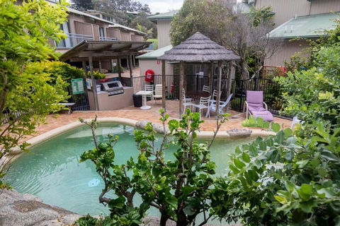 GORGEOUS STUDIO + 100M TO BEACH + POOL - Accommodation Resorts 1