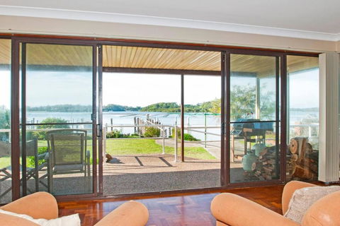 HAIS18G - Riverside Delight - Accommodation Resorts 3