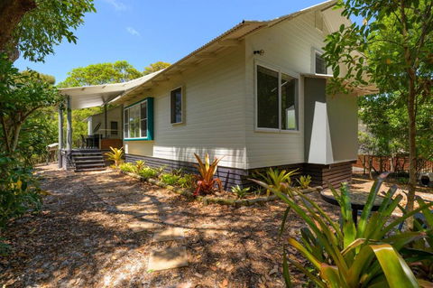 Ibis 15 - Accommodation Resorts 0