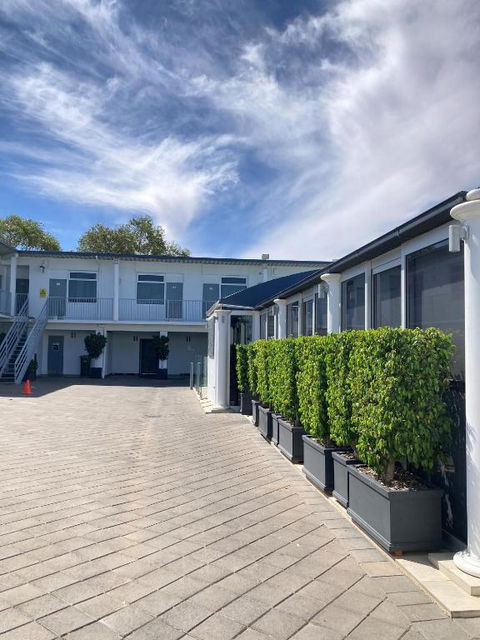 Ibis Styles Broken Hill - Accommodation Resorts 2