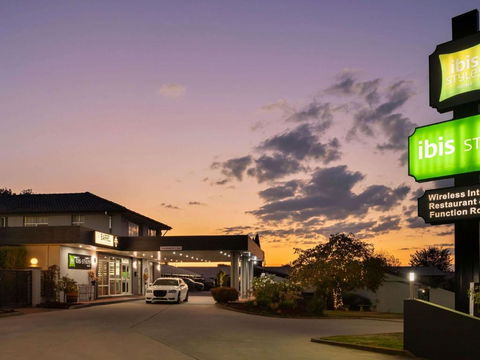 Ibis Styles Orange - Accommodation Resorts 3