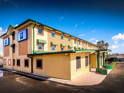 Ibis Budget - Casula Liverpool - Accommodation Resorts 0