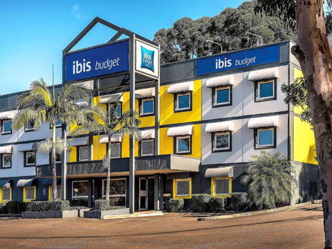 Ibis Budget - Enfield - Accommodation Resorts 0