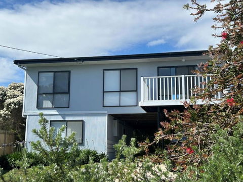 Iconic Beach House On Bruce - Accommodation Resorts 0