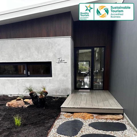 INDICA HEMP HOUSE - Multi Award Winning-Luxury-Eco Designed House-lake Views-hot Tub-Cinema - Accommodation Resorts 0