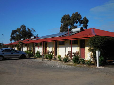 Inglewood Motel And Caravan Park Victoria - Accommodation Resorts 0
