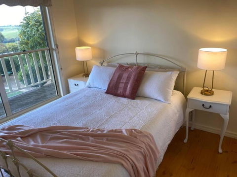IRONBARK FARM Farmhouse On 52 Acres In The Scenic Yarra Valley - Accommodation Resorts 3
