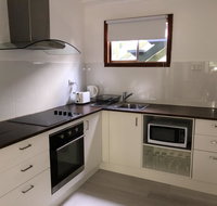 Airlie Getaway Unit 3 - Accommodation Resorts