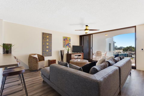 Alex Headland Beachfront - Accommodation Resorts 1