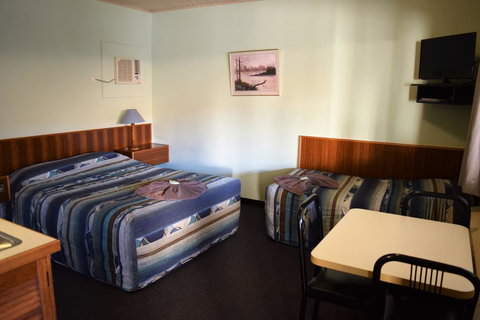 Alkira Motel - Accommodation Resorts 1
