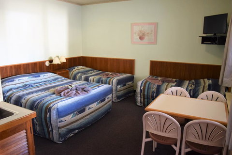 Alkira Motel - Accommodation Resorts 2